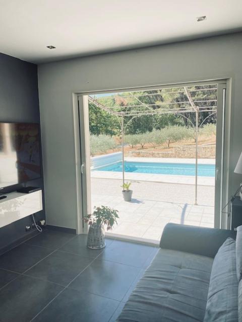 Jolie Maison De 110 M 2, Pour 6 Personnes, Au Calme, Avec Piscine Les Cordiers Bagian luar foto